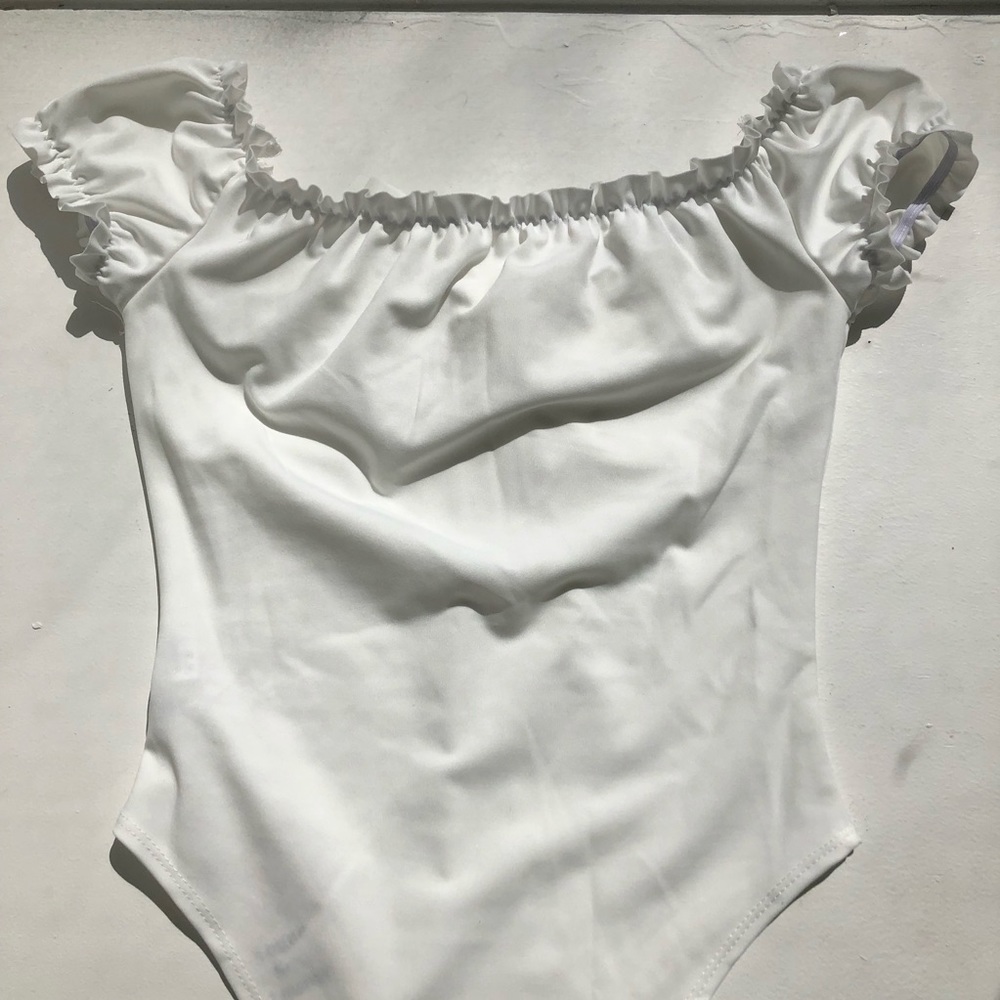 Delicate Ruffle Ribbed Babygirl Bodysuit - Picture 7 of 7